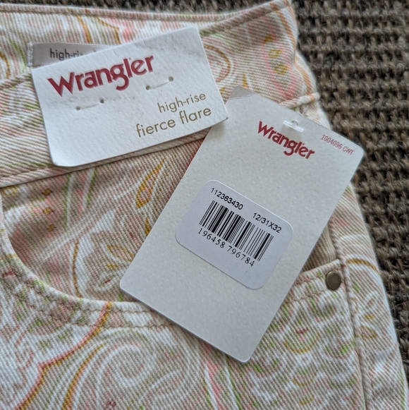 Wrangler High Rise Fierce Flare Paisley Jeans Women's 12/31x32 Lainey Country - Picture 5 of 10